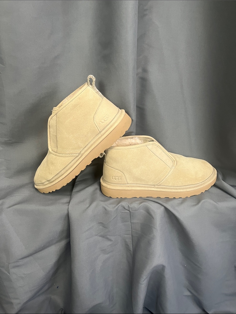 UGG Men’s Sand Suede Chukka Boots